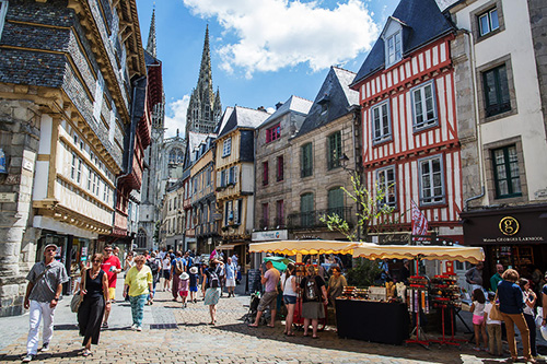 toboggan gonflable quimper
